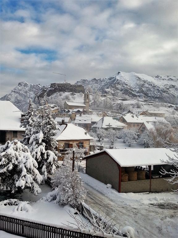 L'Auberge Saint-Vincent-les-Forts エクステリア 写真